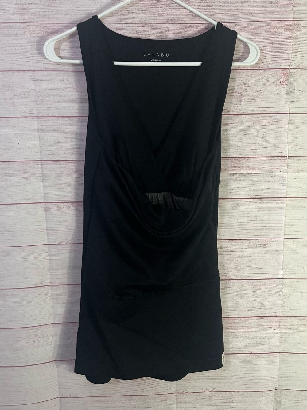 Lalabu Black Soothing Built in Pouch
Shirt Medium